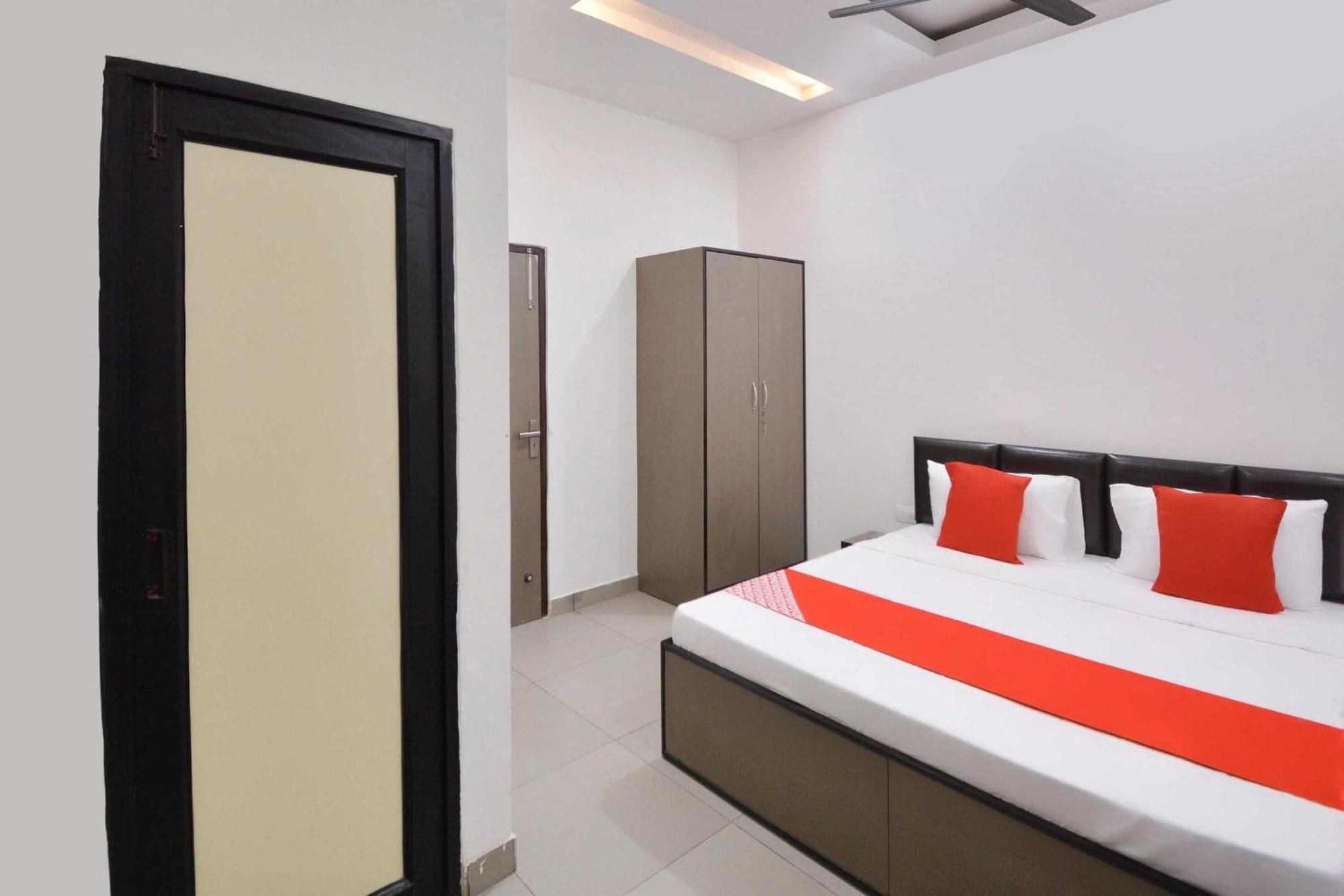 Hotel O White Solitaire Ludhiana Luaran gambar