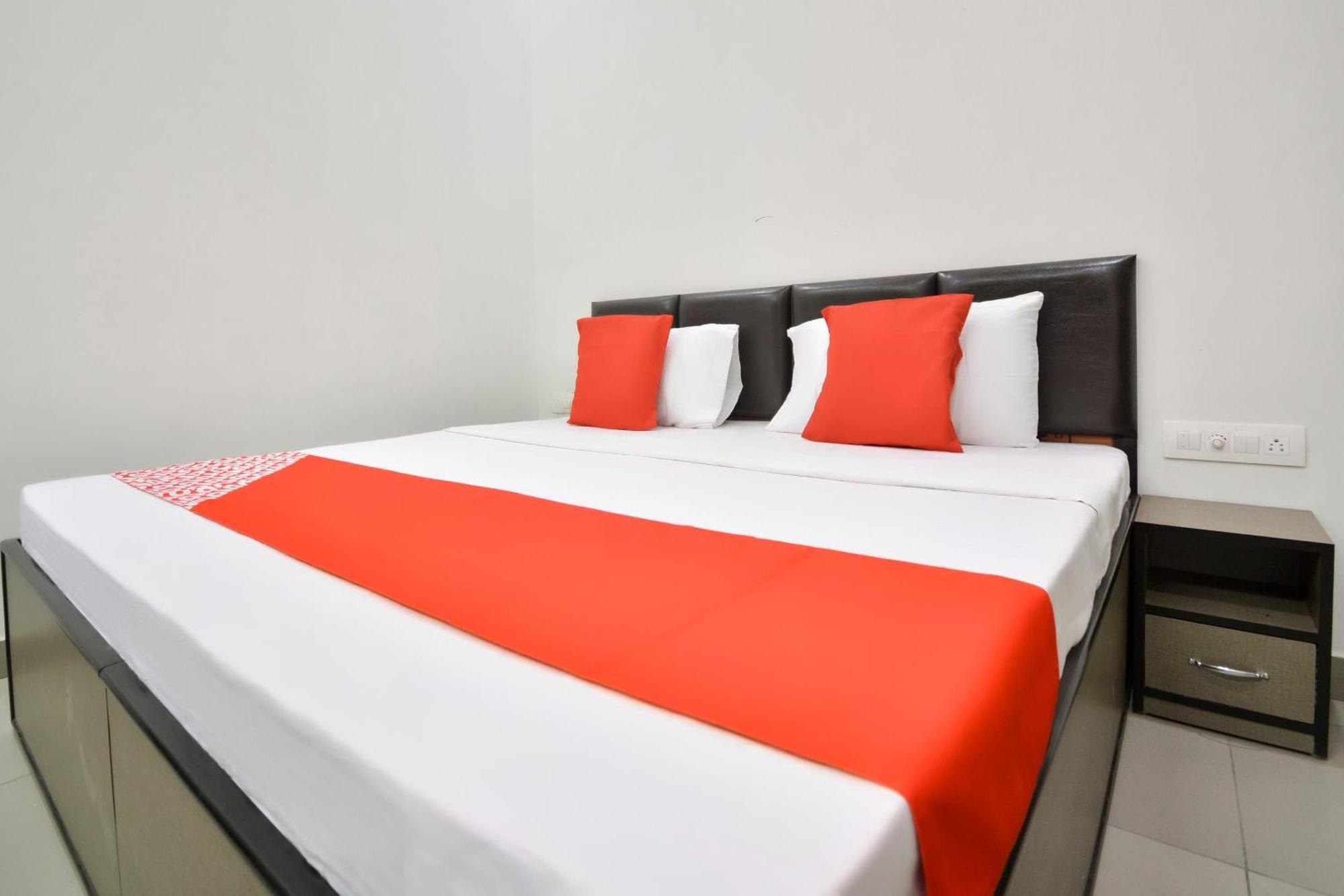 Hotel O White Solitaire Ludhiana Luaran gambar