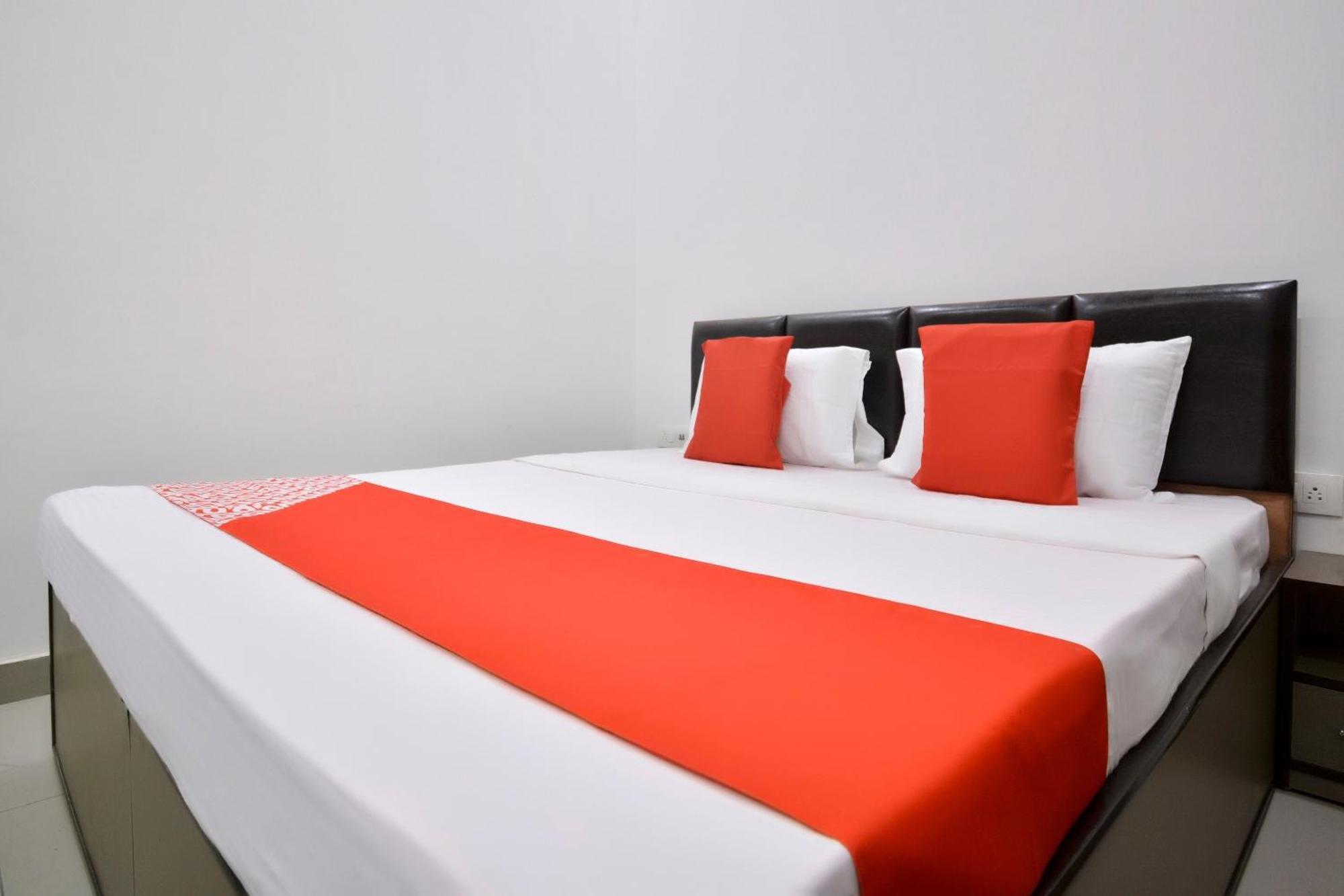 Hotel O White Solitaire Ludhiana Luaran gambar